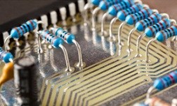 貼片機(jī)的材料使用和儲(chǔ)存有哪些要點(diǎn)和注意事項(xiàng)？